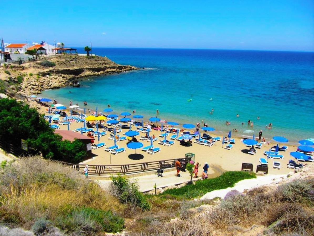 Villa Angel - Exotic Villa 200M From Beach Paralimni Esterno foto