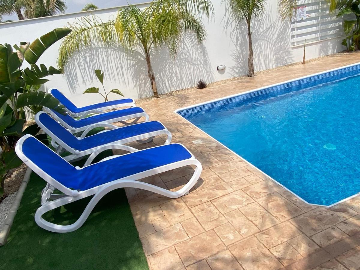 Villa Angel - Exotic Villa 200M From Beach Paralimni Esterno foto